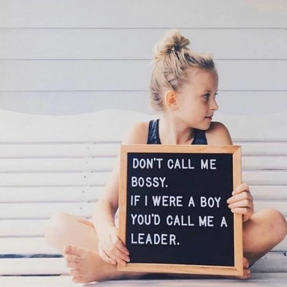 •••Meet The Posher, Miss King••• - Picture 7 of 8